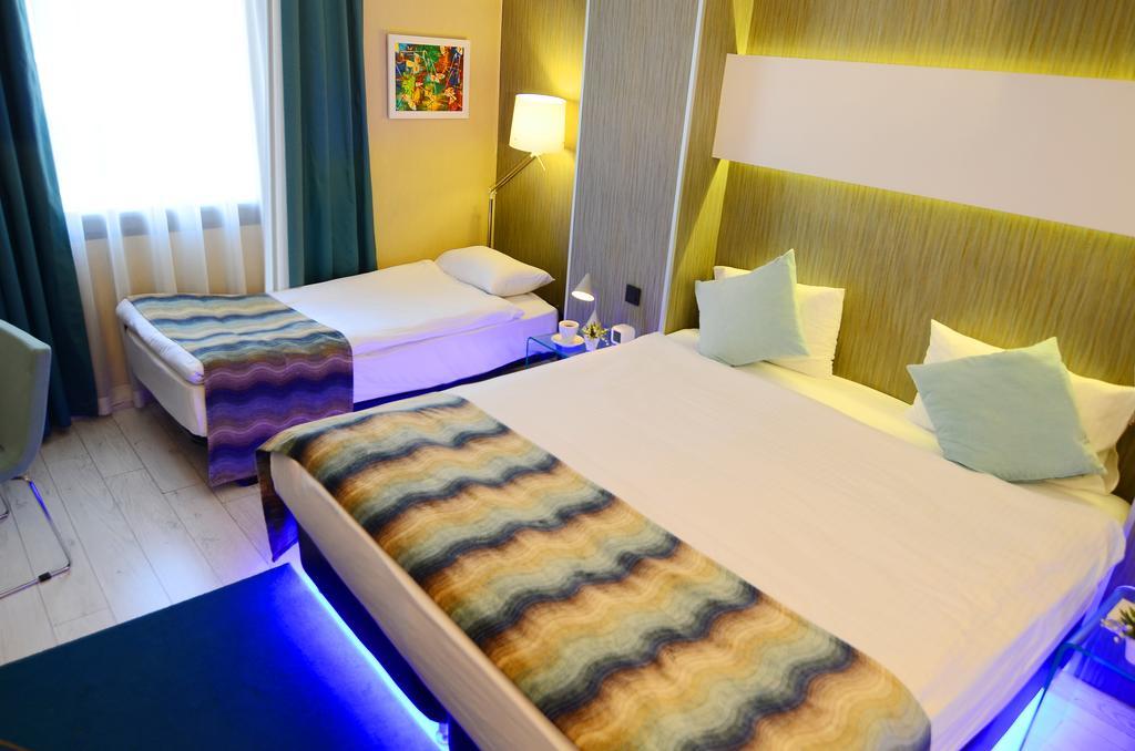 Tempo Hotel 4Levent Istambul Exterior foto