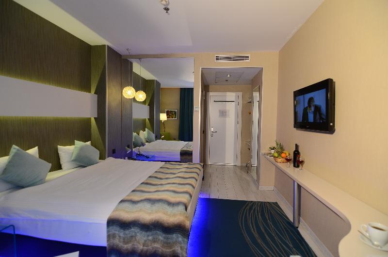 Tempo Hotel 4Levent Istambul Exterior foto