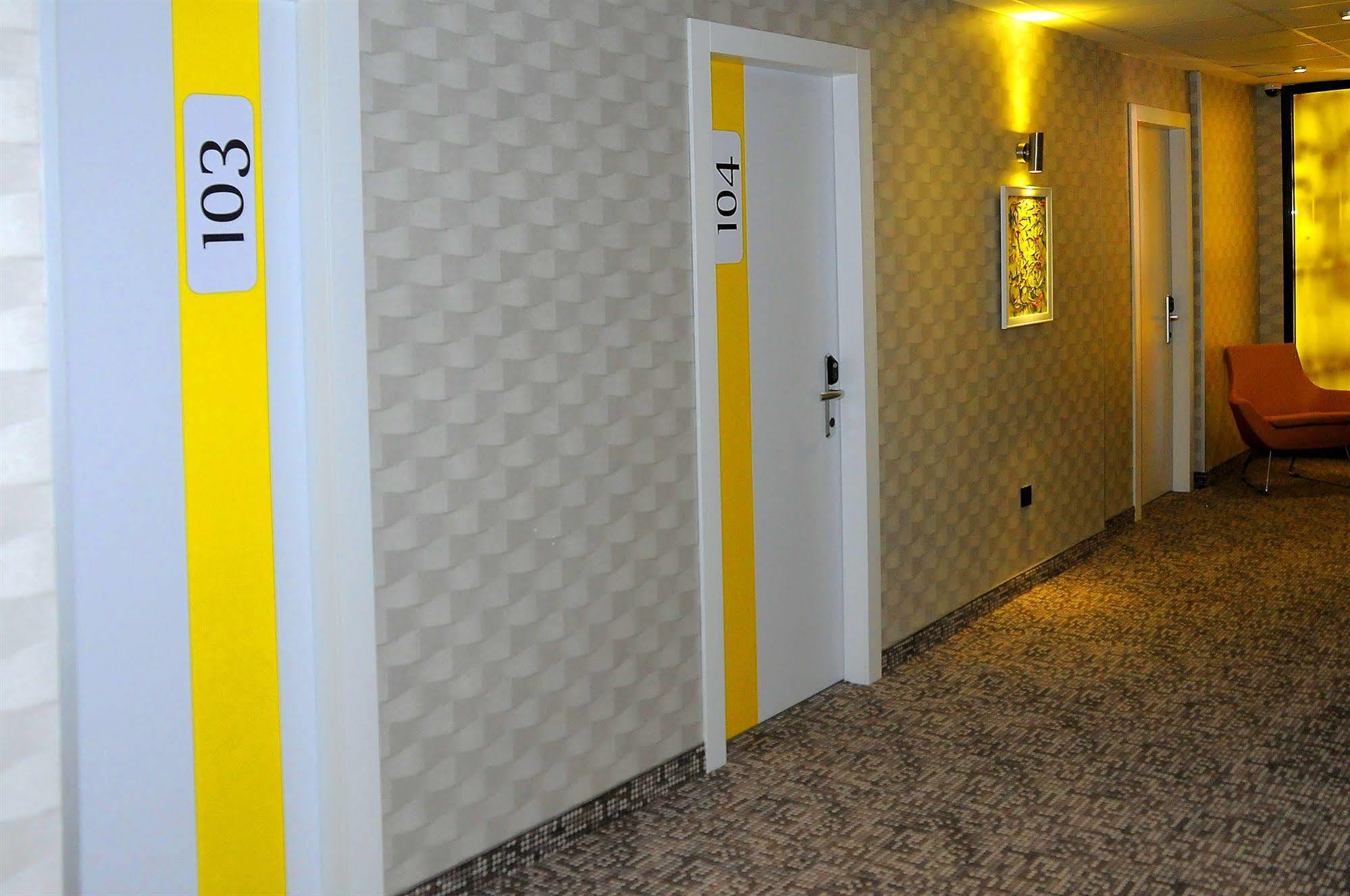 Tempo Hotel 4Levent Istambul Exterior foto